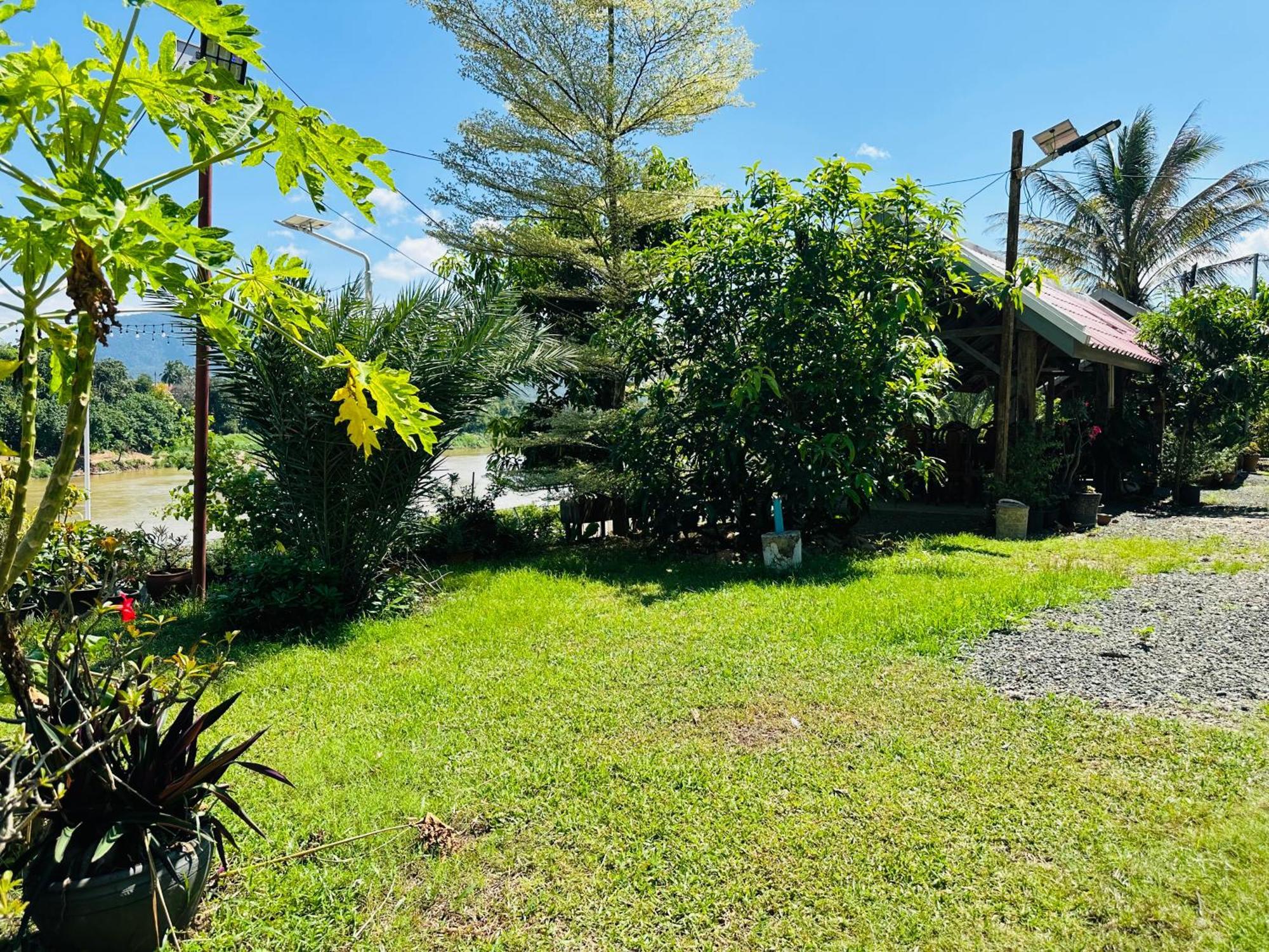Kingkham Riverside Hotel Luang Prabang Exterior photo