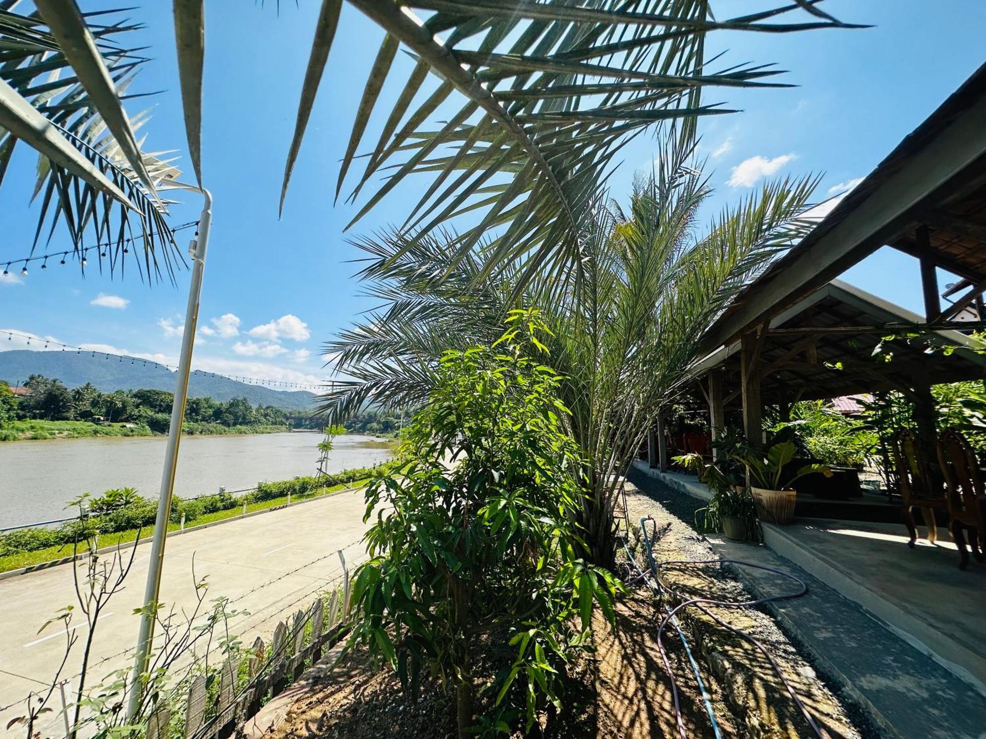 Kingkham Riverside Hotel Luang Prabang Exterior photo