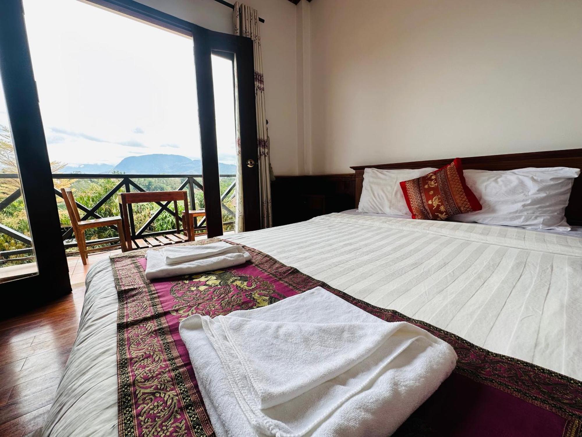 Kingkham Riverside Hotel Luang Prabang Exterior photo