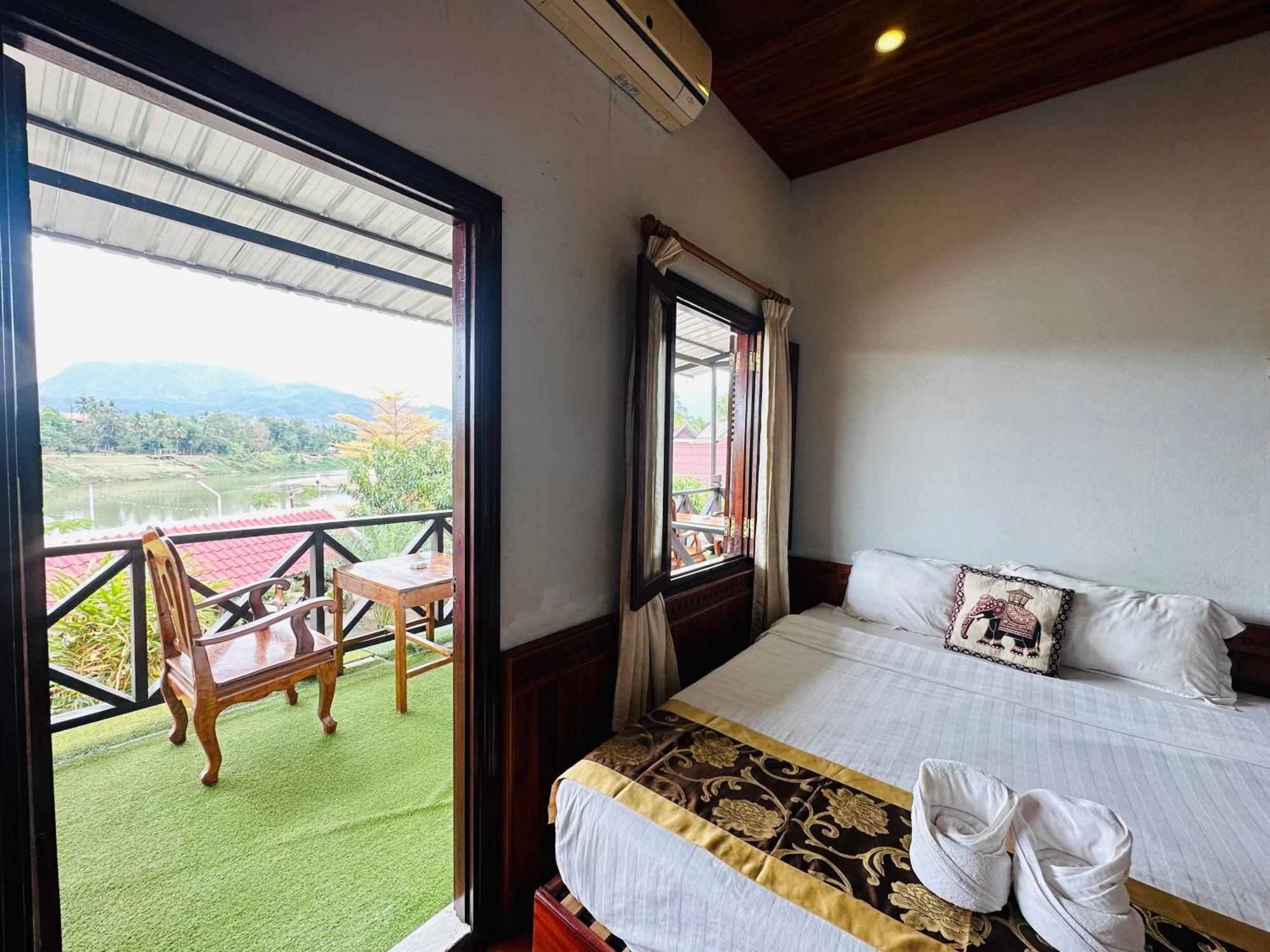 Kingkham Riverside Hotel Luang Prabang Exterior photo
